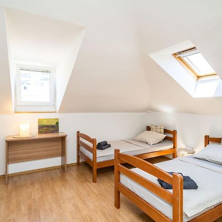Rooms Nina ドゥブロブニク 部屋 写真
