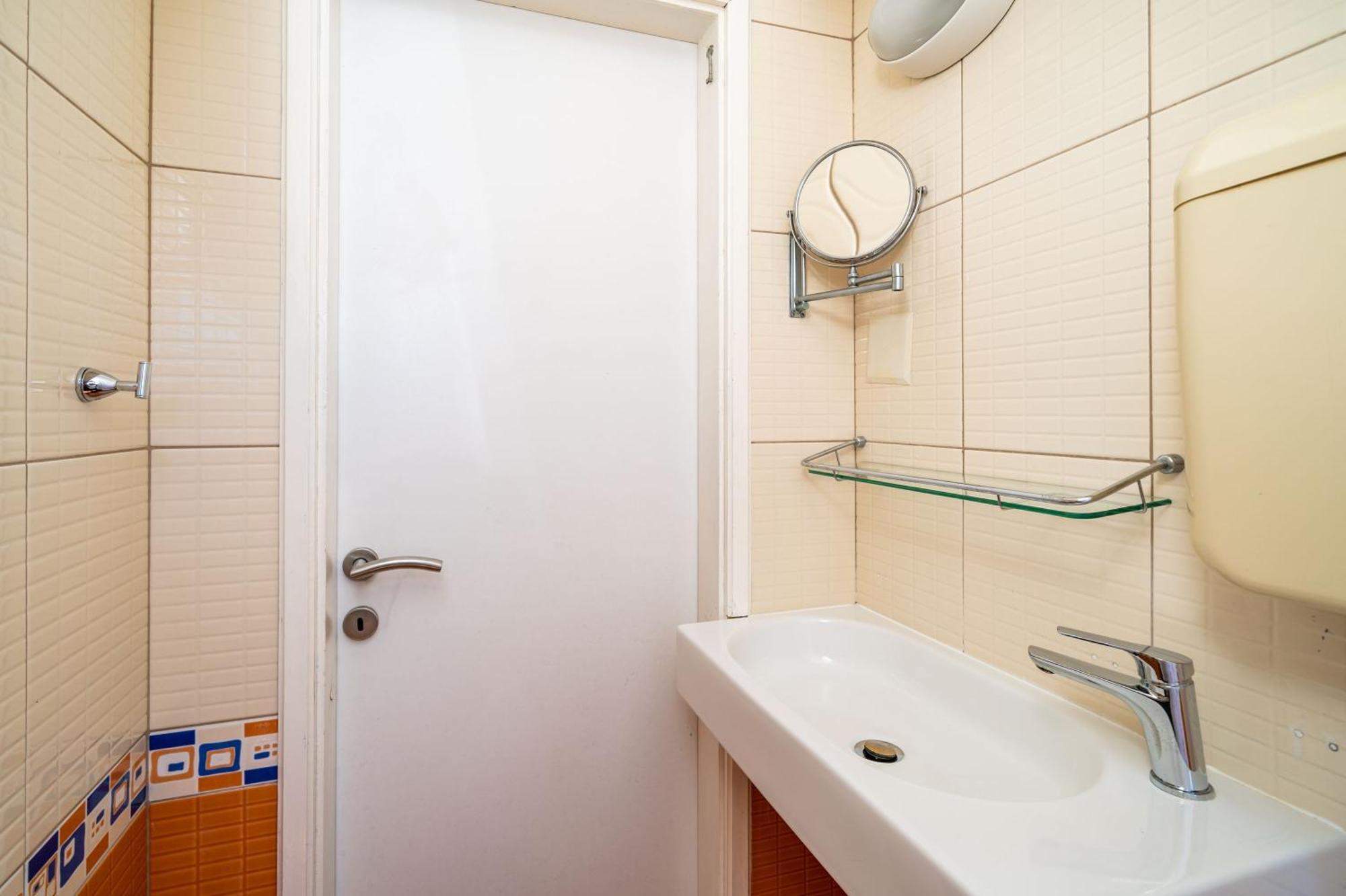 Rooms Nina ドゥブロブニク 部屋 写真