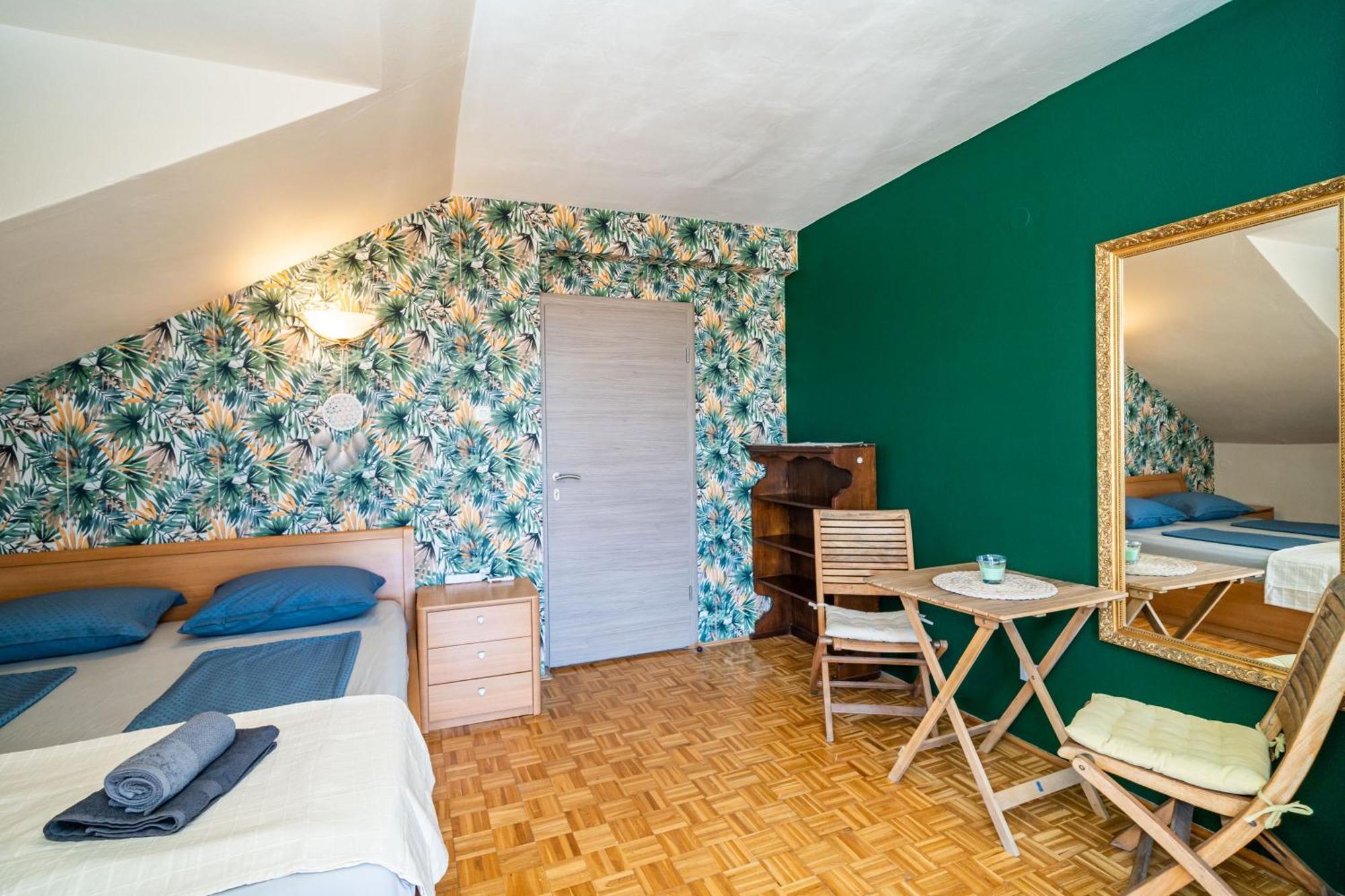 Rooms Nina ドゥブロブニク 部屋 写真